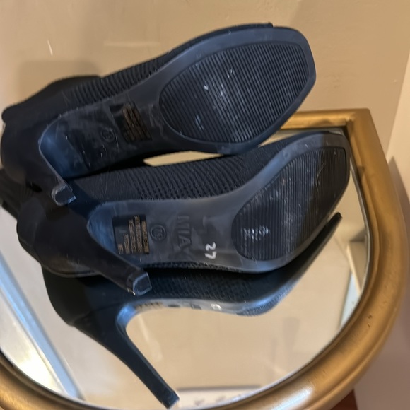 Peep toe bootie - Picture 4 of 6